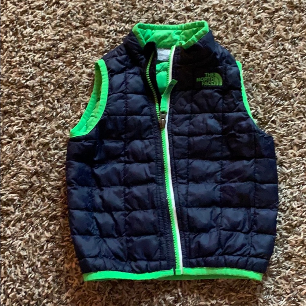 North face puffer vest boys 18-24 months 2T